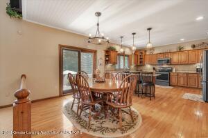 1521 Downing St, Haslett, MI 48840 photo 14