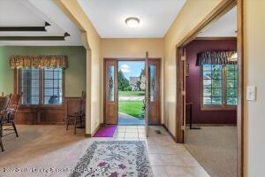 1521 Downing St, Haslett, MI 48840 photo 6