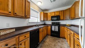 2220 Wayne St, Lansing, MI 48910 photo 6