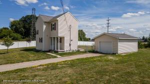 2220 Wayne St, Lansing, MI 48910 photo 2