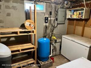 13921 Main St, Bath, MI 48808 photo 11