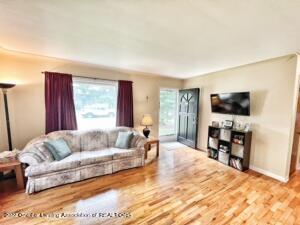 722 Dadson Dr, Lansing, MI 48911 photo 5