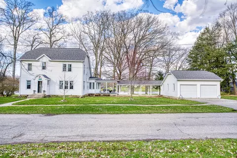 911 Chester St, Eaton Rapids, MI 48827