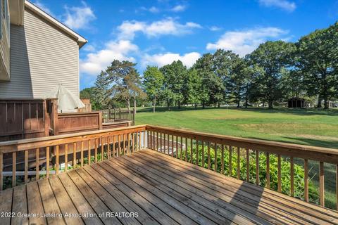 2014 Blue Lac Dr, Haslett, MI 48840 photo 22