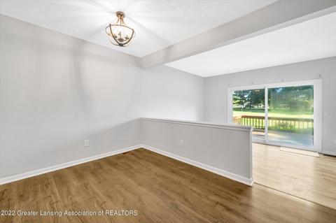 2014 Blue Lac Dr, Haslett, MI 48840 photo 10