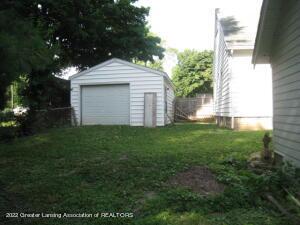1950 Aurelius Rd, Holt, MI 48842 photo 4