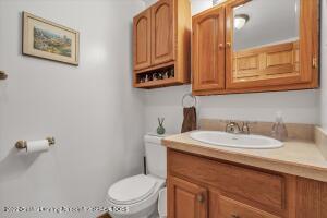 1823 E Clark Rd, Lansing, MI 48906 photo 24