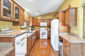 1823 E Clark Rd, Lansing, MI 48906 photo 12