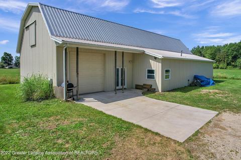 3102 S Dewitt Rd, Saint Johns, MI 48879 photo 3