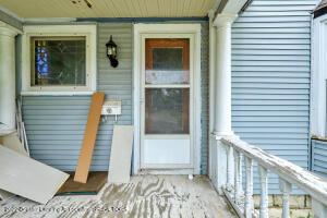 301 S Cedar St, Williamston, MI 48895 photo 5
