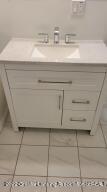 1542 E Cesar E Chavez Ave, Lansing, MI 48906 photo 14