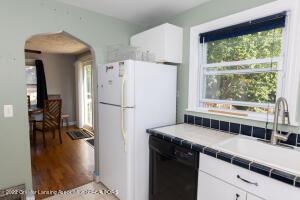 544 E Howe Ave, Lansing, MI 48906 photo 8