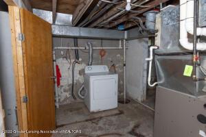 544 E Howe Ave, Lansing, MI 48906 photo 33