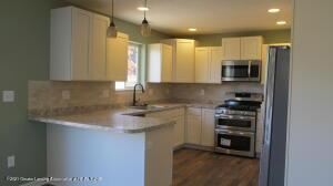425 Constitution Ave, Brooklyn, MI 49230 photo 6