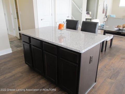 441 Constitution Ave, Brooklyn, MI 49230 photo 8