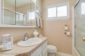 5594 Hallendale Rd, Haslett, MI 48840 photo 13