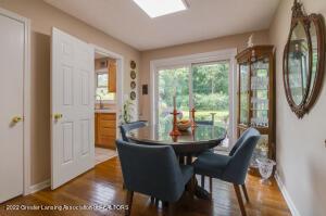 5594 Hallendale Rd, Haslett, MI 48840 photo 5