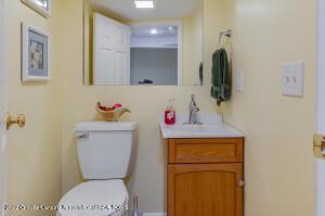 5594 Hallendale Rd, Haslett, MI 48840 photo 22