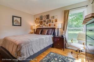 5594 Hallendale Rd, Haslett, MI 48840 photo 10