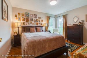 5594 Hallendale Rd, Haslett, MI 48840 photo 11