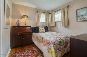 5594 Hallendale Rd, Haslett, MI 48840 photo 14