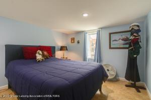 5594 Hallendale Rd, Haslett, MI 48840 photo 17