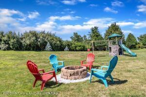 3840 Danbridge Dr, Lansing, MI 48906 photo 57