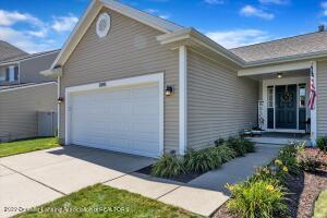 3840 Danbridge Dr, Lansing, MI 48906 photo 8