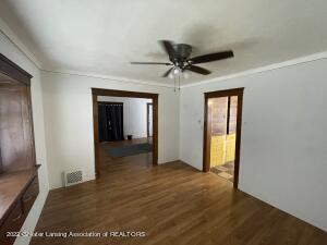 820 Max Ave, Lansing, MI 48915 photo 5