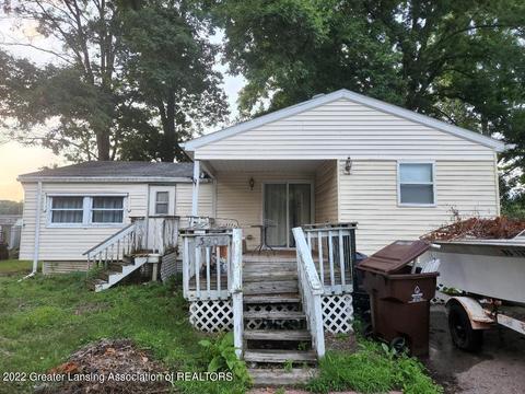 3904 Circle Dr, Mason, MI 48854 photo 1