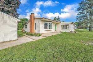 7760 S M 52, Owosso, MI 48867 photo 4