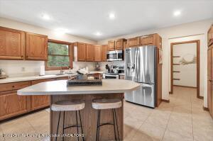 9451 S Williams Rd, Dewitt, MI 48820 photo 13