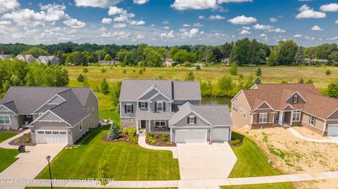 1196 Verbena Ln, Dewitt, MI 48820 photo 3