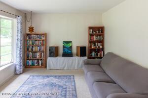 204 E Syringa Dr, Lansing, MI 48910 photo 8