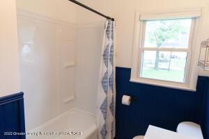 204 E Syringa Dr, Lansing, MI 48910 photo 20