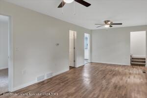 511 E Frederick Ave, Lansing, MI 48906 photo 8