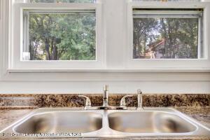 302 Sycamore St, Jackson, MI 49202 photo 13