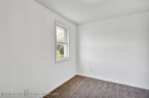 302 Sycamore St, Jackson, MI 49202 photo 10