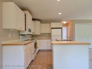465 Red Cedar Blvd, Williamston, MI 48895 photo 12