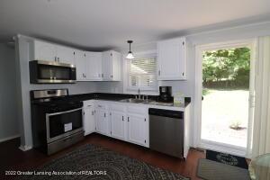 504 Cherry St, Dewitt, MI 48820 photo 8