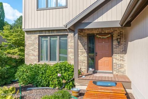 4475 Comanche Dr, Okemos, MI 48864 photo 2