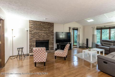 4475 Comanche Dr, Okemos, MI 48864 photo 6