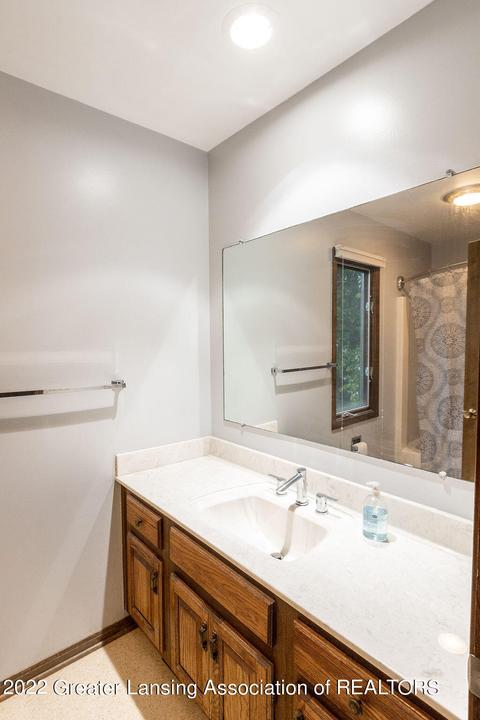 4475 Comanche Dr, Okemos, MI 48864 photo 28