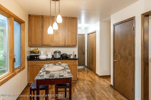 4475 Comanche Dr, Okemos, MI 48864 photo 15