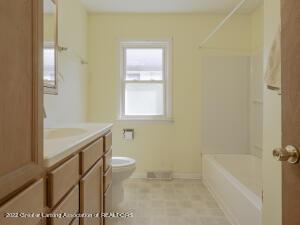 311 E Gier St, Lansing, MI 48906 photo 9