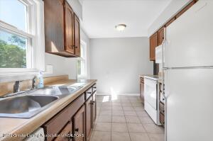 1407 Franklin St, Haslett, MI 48840 photo 9