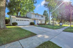 1804 Sherbrook, Haslett, MI 48840 photo 2
