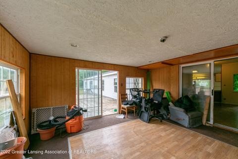 2692 Pine Tree Rd, Holt, MI 48842 photo 27