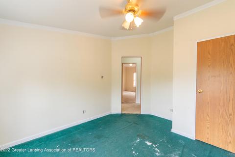 2692 Pine Tree Rd, Holt, MI 48842 photo 17