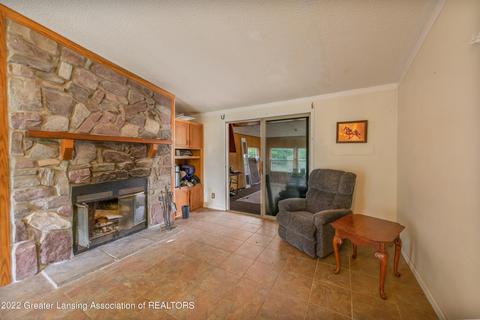 2692 Pine Tree Rd, Holt, MI 48842 photo 24